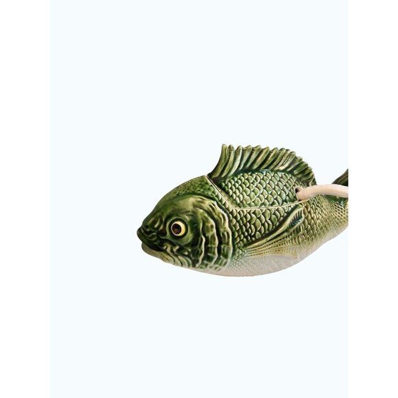 Fish-Shaped 2qt. Ceramic Soup Tureen with Serving Spoon 1950s Vintage Fish Lover - Picture 13 of 14